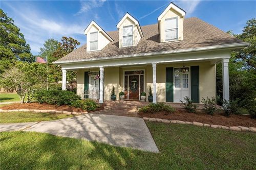 2000 Old River Rd, Slidell, LA, 70461-3131 | Card Image