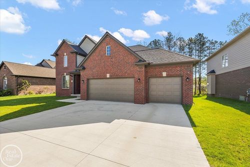 50632 Summit View Dr, Macomb, MI, 48042-1742 | Card Image