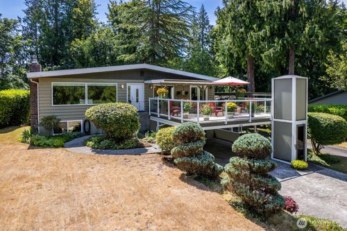 20901 Se 268th St, Covington, WA, 98042-6119 | Card Image