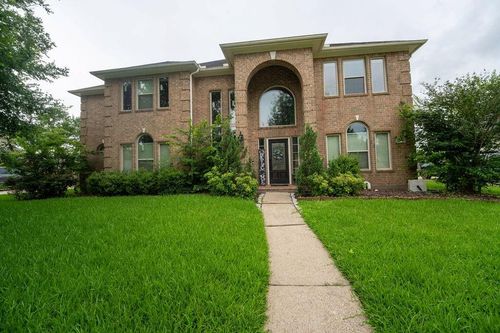2006 Pebble Ln, Friendswood, TX, 77546-7840 | Card Image