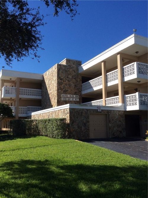 220-5090 Bay St Ne, ST PETERSBURG, FL, 33703-4083 | Card Image