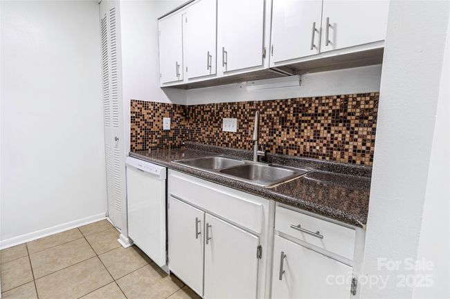 APT-3 - 326 Orchard Trace Ln, Condo with 1 bedrooms, 1 bathrooms and null parking in Charlotte NC | Image 7