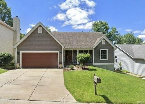 988 Big Bend Station Drive, Manchester, MO, 63088 | Card Image