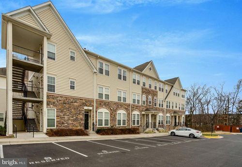 apt-200-42206 Water Iris Ter, ALDIE, VA, 20105-5522 | Card Image