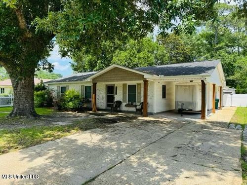 512 Halstead Rd, Ocean Springs, MS, 39564-4102 | Card Image
