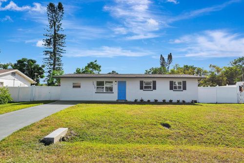 3612 46th Avenue Dr W, Bradenton, FL, 34210-3129 | Card Image