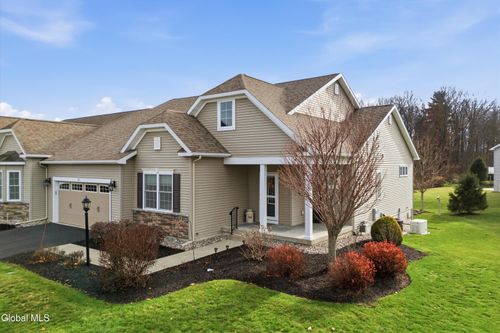 27 Rosemore Pl, Mechanicville, NY, 12118-3808 | Card Image