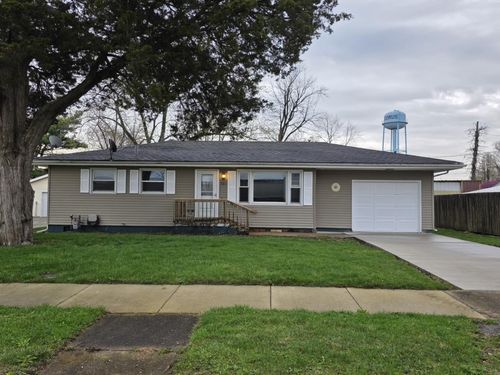 209 E Market St, Sadorus, IL, 61872-9769 | Card Image