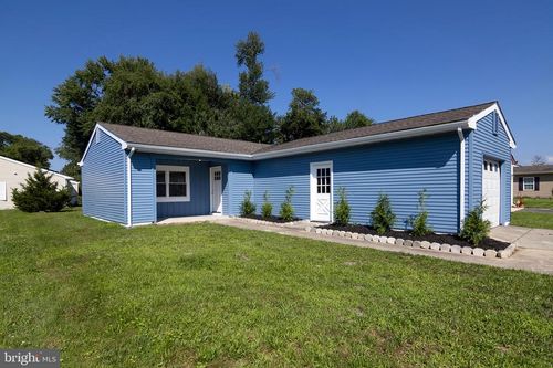 3 Narberth Pl, Southampton, NJ, 08088-1304 | Card Image