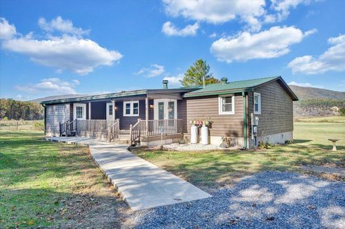 78 Barger Farm Ln, Eagle Rock, VA, 24085-3130 | Card Image