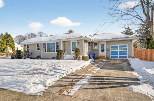 32 Watson St, New Bedford, MA, 02740-2756 | Card Image