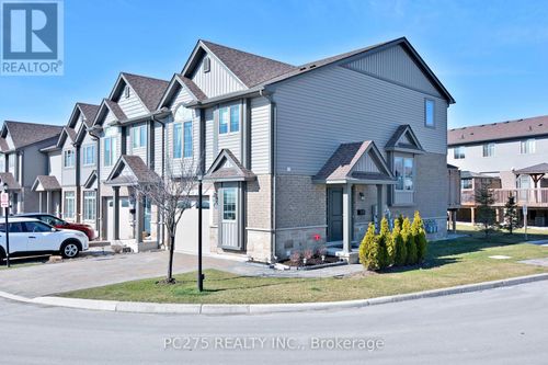 41-3400 Castle Rock Pl, London, ON, N6L0E4 | Card Image