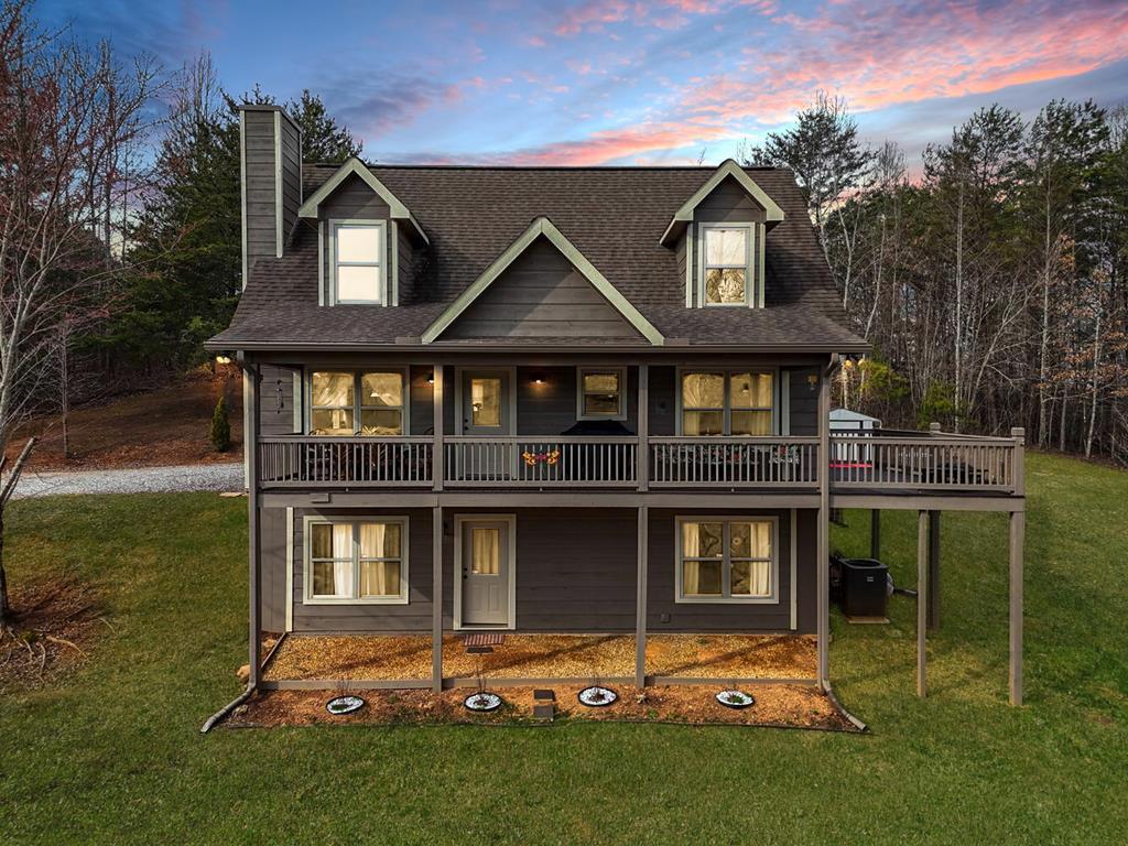 Hood Acres Rd, Young Harris, GA 30582