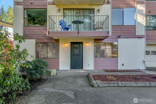 2418 Euclid Ave, Everett, WA, 98203-4855 | Card Image