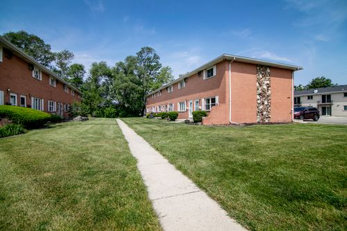apt-a-1231 Town Crest Dr, New Lenox, IL, 60451-1283 | Card Image