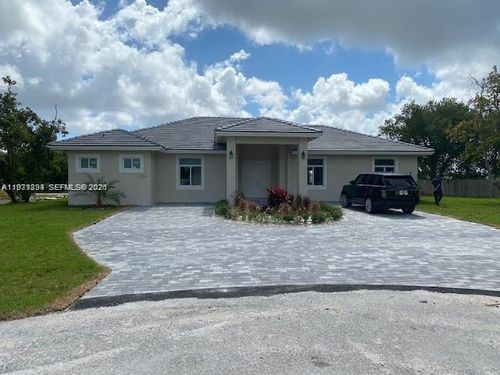 27561 Sw 162nd Ct, Homestead, FL, 33031-2901 | Card Image