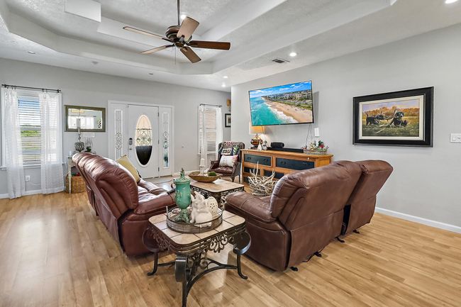 13659 Todd Rd, House other with 4 bedrooms, 4 bathrooms and 2 parking in Winnie TX | Image 5