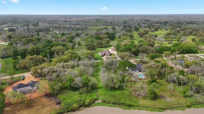 21502 Chenango Lake Dr, Home with 0 bedrooms, 0 bathrooms and null parking in Angleton TX | Image 5