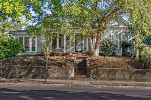 2282 Central Ave, Memphis, TN, 38104-5513 | Card Image