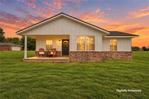 19438 W Highway 12, Gentry, AR, 72734-9178 | Card Image