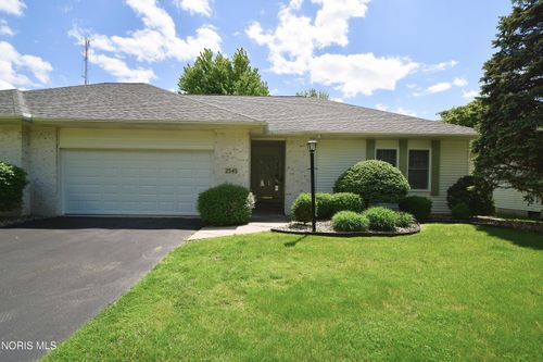 2545 Glengate Dr, Toledo, OH, 43614-2679 | Card Image