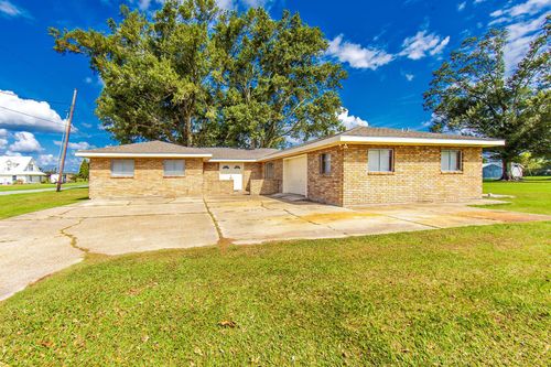 766 Bayou Blue Rd, Houma, LA, 70364-4116 | Card Image