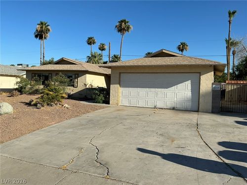 3685 Edison Ave, Las Vegas, NV, 89121-3405 | Card Image