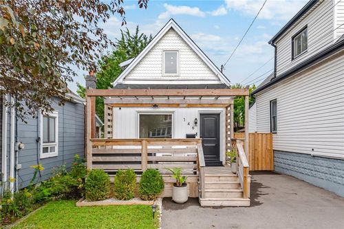 146 Campbell Ave, Hamilton, ON, L8H2E9 | Card Image