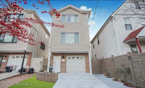 58 Metcalfe St, Staten Island, NY, 10304-1878 | Card Image