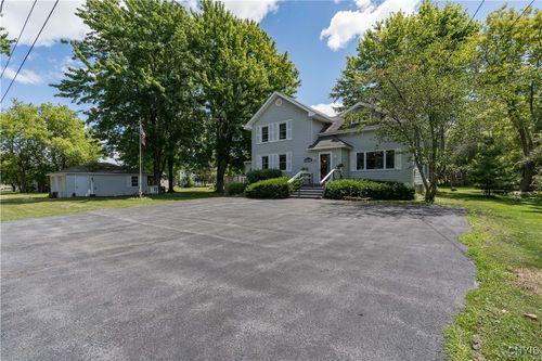 1042 E Joseph St, Cape Vincent, NY, 13618-7746 | Card Image