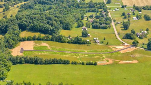 449 Tortoise Way, Jonesborough, TN, 37659-2501 | Card Image