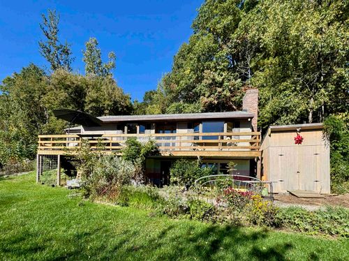 143 Mattison Road, Pownal, VT, 05261 | Card Image