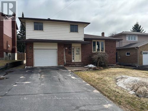 45 Sable Crescent, North Bay (Birchaven), ON, P1A3X6 | Card Image