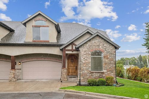 1260 N 200 W, Bountiful, UT, 84010-6702 | Card Image