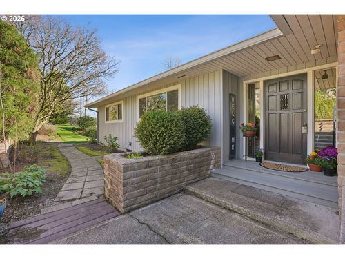 12202 Se Guilford Dr, Milwaukie, OR, 97222 | Card Image
