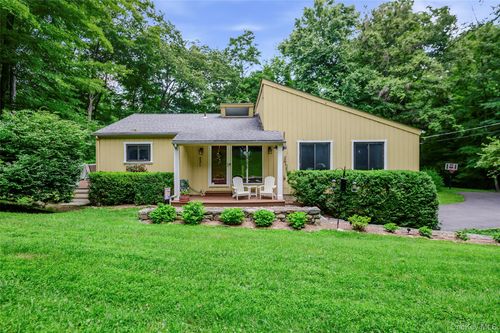 231 Increase Miller Rd, Katonah, NY, 10536-2713 | Card Image