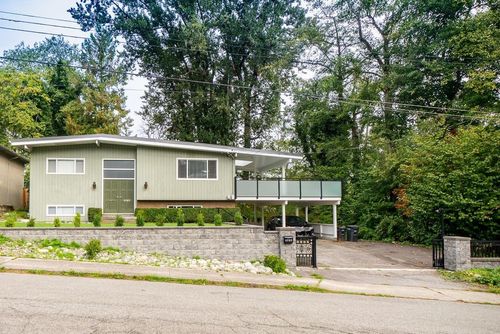 4383 Pinewood Cres, Burnaby, BC, V5G2J7 | Card Image