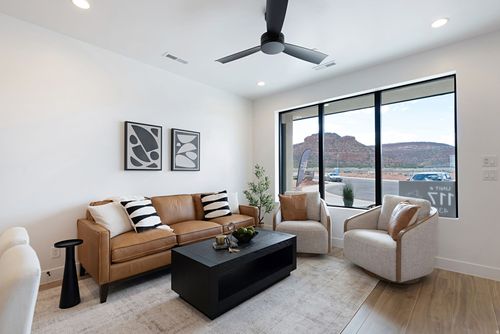 i-1-400 S Moki Dr, Kanab, UT, 84741-6360 | Card Image