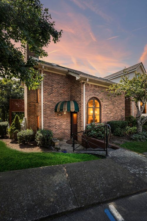 267 Glenstone Cir, Brentwood, TN, 37027-3917 | Card Image