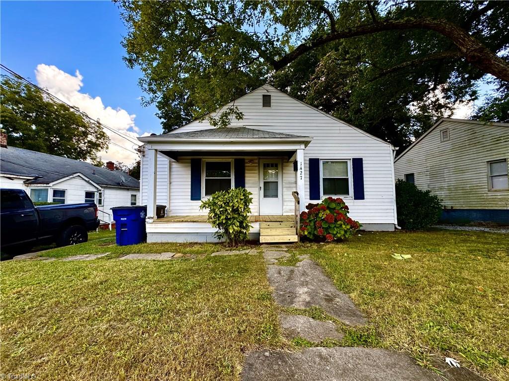 Dellabrook Rd, Winston Salem, NC 27105