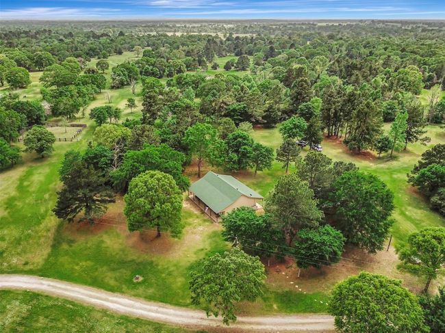 9832 Hawaii Ln, Home with 2 bedrooms, 1 bathrooms and null parking in Midway TX | Image 36