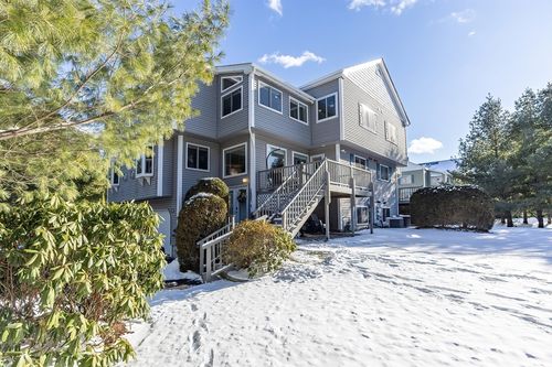 1501-1501 Old Bridge Ln, Bellingham, MA, 02019-3131 | Card Image