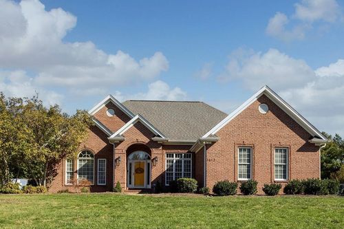 1612 Crownridge Ct, Bowling Green, KY, 42104-4727 | Card Image