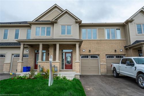 17 Prest Way, Fergus, ON, N1M0K4 | Card Image