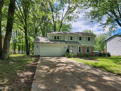 7556 Jaguar Dr, Boardman, OH, 44512-5306 | Card Image