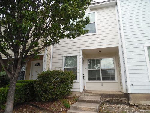 307 Autumn Pass, San Antonio, TX, 78245-1805 | Card Image