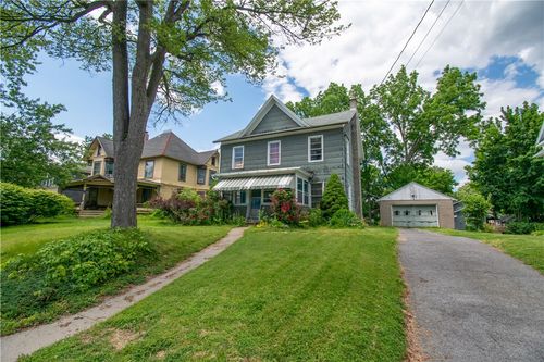 182 Fall St, Seneca Falls, NY, 13148-1518 | Card Image