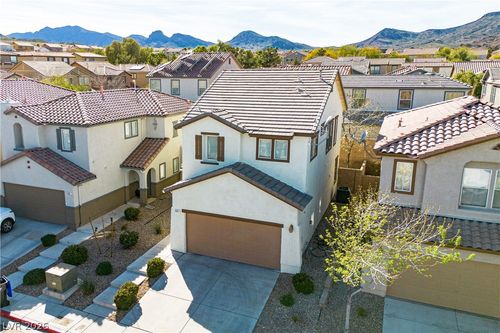 681 Lucky Pine St, Henderson, NV, 89002-3300 | Card Image