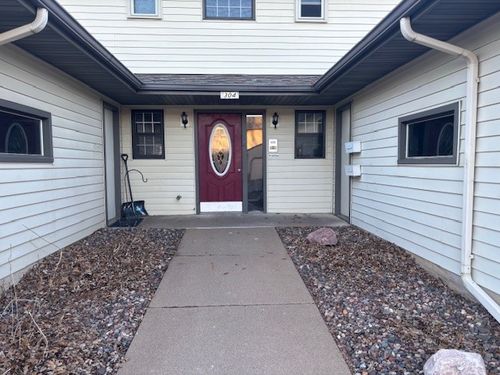 2-304 Parkview Court, Altoona, WI, 54720 | Card Image