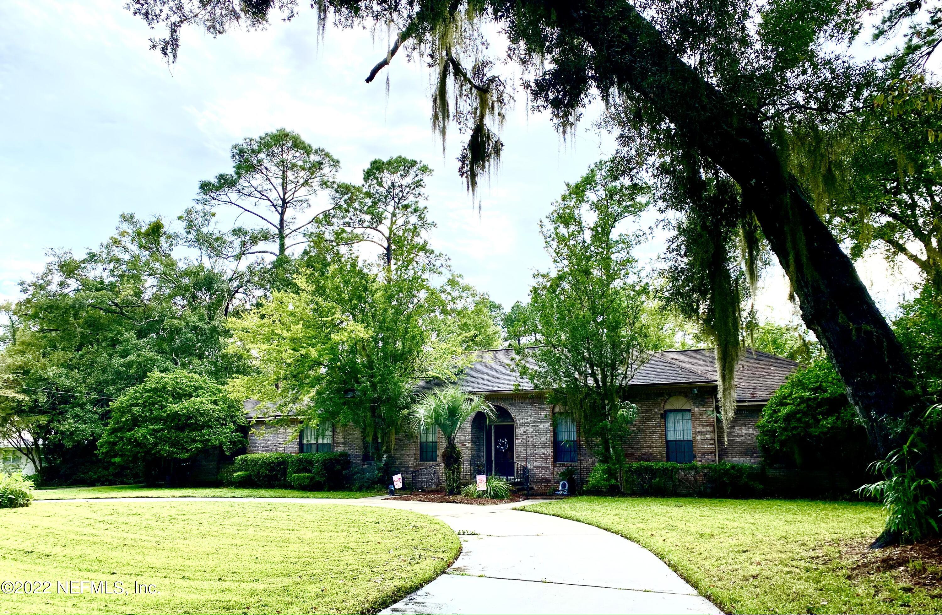 Village Ln, Jacksonville, FL 32223